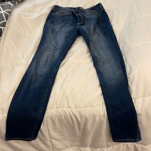 Hollister high-rise super skinny jeans